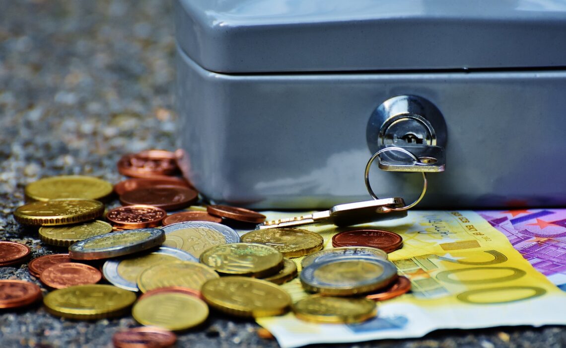Why Fixed Deposit is Good Option to Plan Your Vacation 1 myloancare